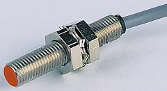 IFL 10-30M-10P Индуктивный датчик приближения 4706099